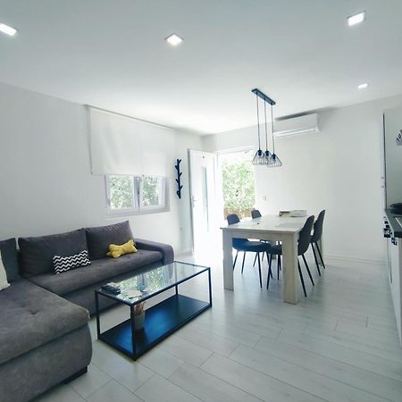 Apartmán Garden Sutomiscica Exteriér fotografie
