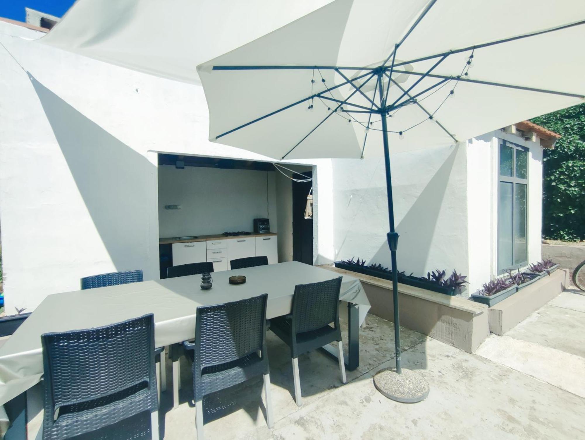 Apartmán Garden Sutomiscica Exteriér fotografie