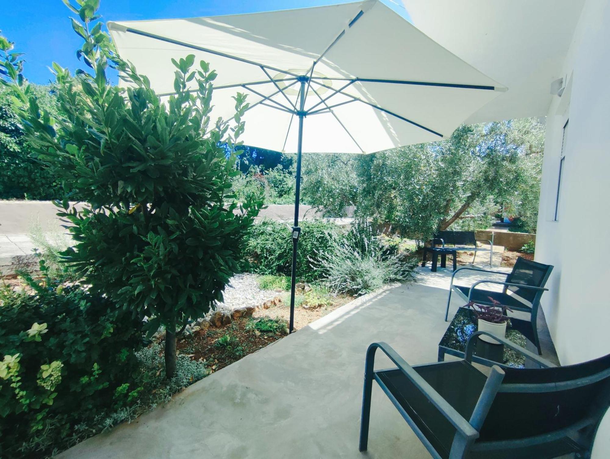 Apartmán Garden Sutomiscica Exteriér fotografie