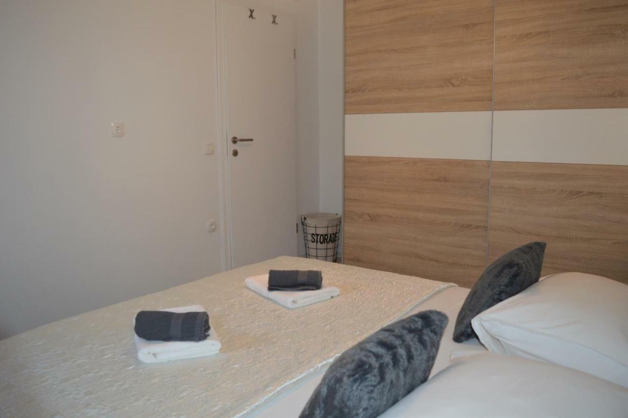 Apartmán Garden Sutomiscica Exteriér fotografie