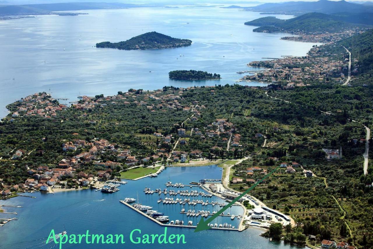Apartmán Garden Sutomiscica Exteriér fotografie